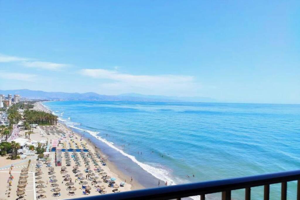 Amazing Frontline Sea Views Studio Apartment Castillo Del Vigia Torremolinos Exterior photo