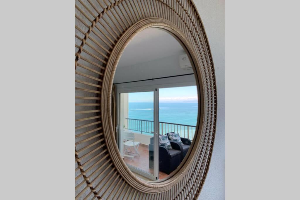 Amazing Frontline Sea Views Studio Apartment Castillo Del Vigia Torremolinos Exterior photo